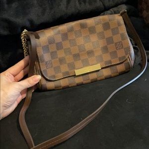 Authentic Louis Vuitton crossbody bag!